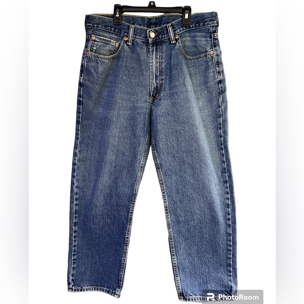 EUC Levi’s 550 jeans size 34x29